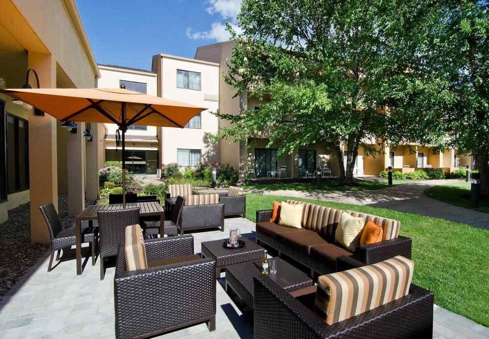 Courtyard Kansas City Overland Park/Metcalf, South Of College Boulevard Kültér fotó